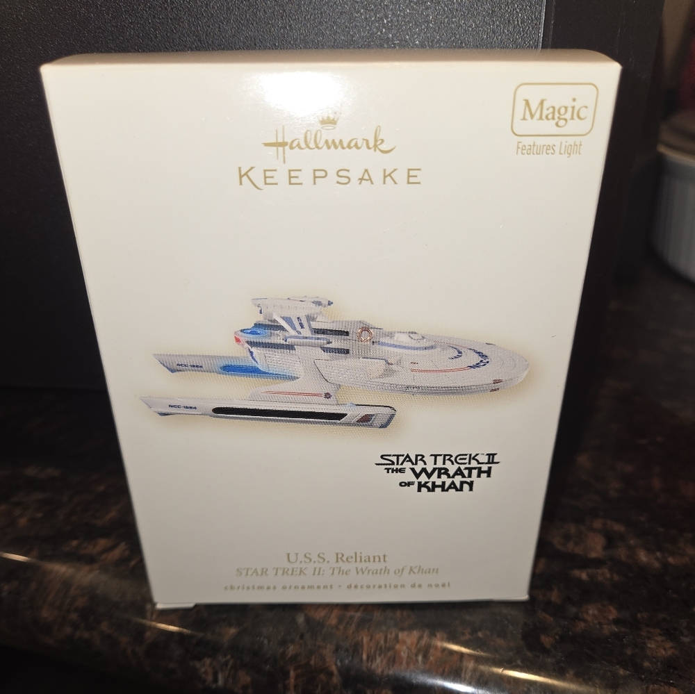 Hallmark Star Trek ornament U.S.S Reliant